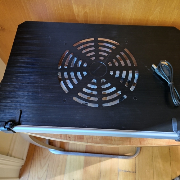 Notebook Read Cooling Table - Picture 4 of 8